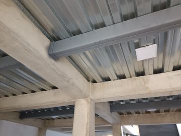 SALESIANOS, SE VENDE PROPIEDAD COMERCIAL MULTIFAMILIAR