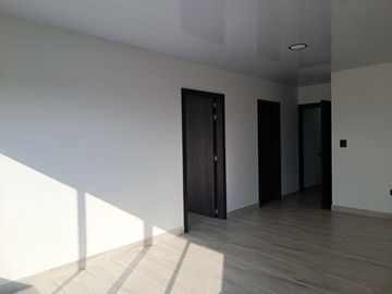 SALESIANOS, SE VENDE PROPIEDAD COMERCIAL MULTIFAMILIAR