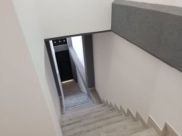 SALESIANOS, SE VENDE PROPIEDAD COMERCIAL MULTIFAMILIAR