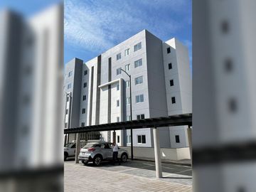 Departamento con jardín, alberca, terraza, pet friendly en venta Querétaro.