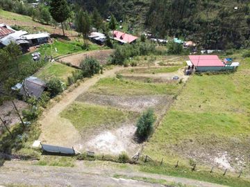 Vendo Terreno con Casa en La Montaña de Zhucay