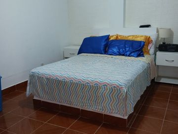 Casa en Las Salinas, Chilca, en venta o alquiler.