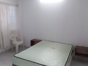 Casa en Las Salinas, Chilca, en venta o alquiler.