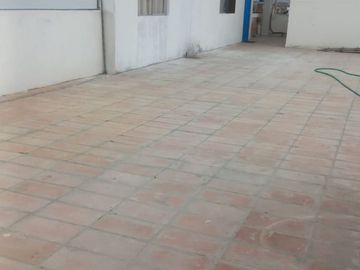 Casa en Las Salinas, Chilca, en venta o alquiler.