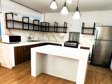 Casa en Las Salinas, Chilca, en venta o alquiler.