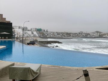 Vendo Triplex de 168m2 - Condominio Ocean Reef - San Bartolo -3 Dorm. Terraza, Piscina,2 Cocheras, 1 depósito