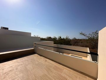 Casa en Venta en Conkal, Privada Al Norte de La Ciudad