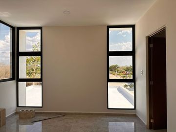 Casa en Venta en Conkal, Privada Al Norte de La Ciudad