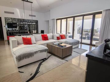 Residencia con alberca privada, fogata, jardín, terraza en segundo piso con vista al mar, Pacific Ocean, Cabo San Lucas.
