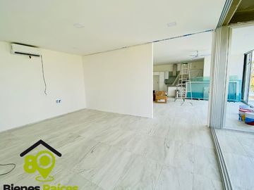 Departamento en venta con vista al campo de golf y cerca de la playa