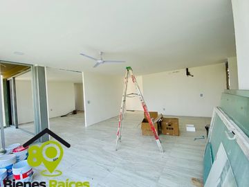 Departamento en venta con vista al campo de golf y cerca de la playa