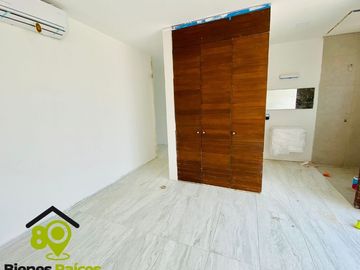 Departamento en venta con vista al campo de golf y cerca de la playa
