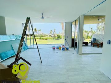 Departamento en venta con vista al campo de golf y cerca de la playa