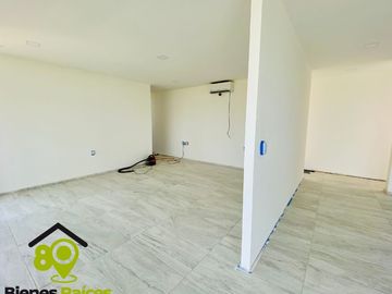 Departamento en venta con vista al campo de golf y cerca de la playa
