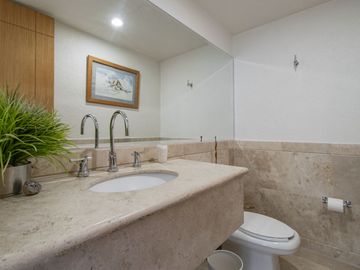 CASA EN VENTA INTERLOMAS CON PRECIO DE OPORTUNIDAD