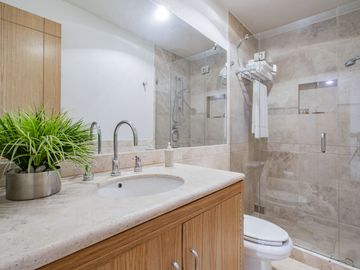CASA EN VENTA INTERLOMAS CON PRECIO DE OPORTUNIDAD