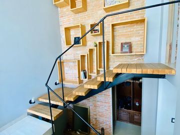 CASA EN VENTA INTERLOMAS CON PRECIO DE OPORTUNIDAD
