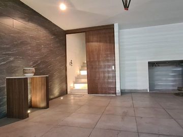 CASA EN VENTA INTERLOMAS CON PRECIO DE OPORTUNIDAD