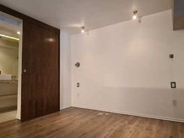 CASA EN VENTA INTERLOMAS CON PRECIO DE OPORTUNIDAD