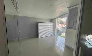 🏡 Stunning 3-Storey Townhouse for Sale in Don Bosco, Parañaque! 🏡Semi-Furnished & Recently Renovated! 🌟