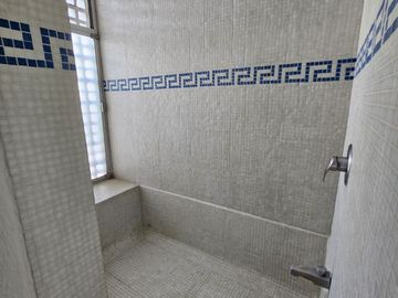 LAS CAÑADAS OPORTUNIDAD CASA EN VENTA CON ALBERCA Y LOFT INDEPENDIENTE