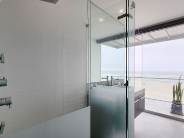 Punta Hermosa Casa en Venta en Playa Caballeros Zona Exclusiva