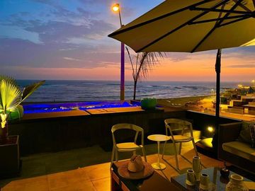 Punta Hermosa Casa en Venta en Playa Caballeros Zona Exclusiva