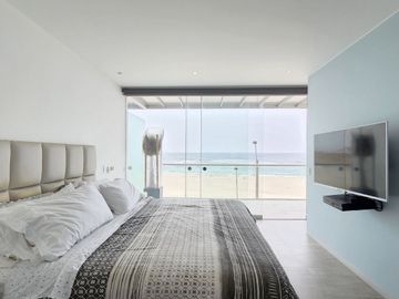 Punta Hermosa Casa en Venta en Playa Caballeros Zona Exclusiva