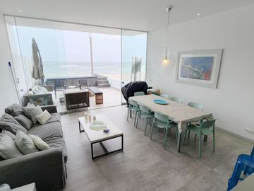 Punta Hermosa Casa en Venta en Playa Caballeros Zona Exclusiva