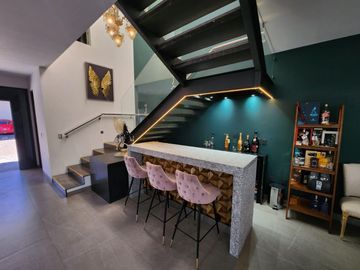 CASA EN VENTA EN JACARANDAS TRES MARÍAS