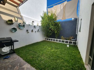 CASA EN VENTA EN JACARANDAS TRES MARÍAS
