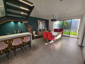 CASA EN VENTA EN JACARANDAS TRES MARÍAS