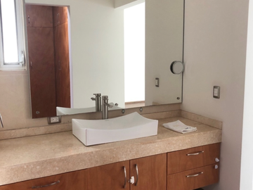 CASA EN VENTA EN FRACCIONAMIENTO MISIONES II, SANTIAGO QUERETARO JUNTO A ESTADIO CORREGIDORA