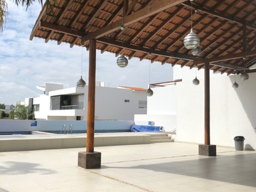 CASA EN VENTA EN FRACCIONAMIENTO MISIONES II, SANTIAGO QUERETARO JUNTO A ESTADIO CORREGIDORA