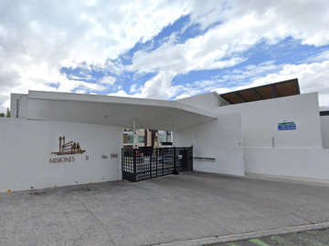 CASA EN VENTA EN FRACCIONAMIENTO MISIONES II, SANTIAGO QUERETARO JUNTO A ESTADIO CORREGIDORA