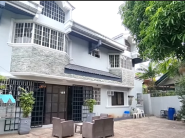 Bungalow Spacious Classic Home in Cainta Rizal with 4 Bedroom and 4 Toilet & Bath PH2506