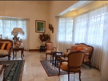 Bungalow Spacious Classic Home in Cainta Rizal with 4 Bedroom and 4 Toilet & Bath PH2506