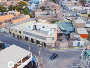Vendo Local con 35 metros de frente en calle Tacna unas cuadras de Plaza de Armas de Ica!