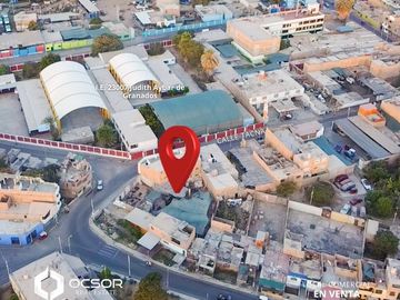 Vendo Local con 35 metros de frente en calle Tacna unas cuadras de Plaza de Armas de Ica!