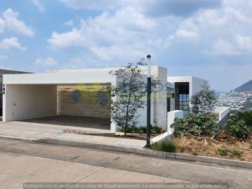 VENTA CASA CLUB de GOLF TRES MARÌAS 1 PLANTA