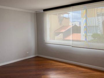 Venta de Casa en el Pueblo de Cumbaya