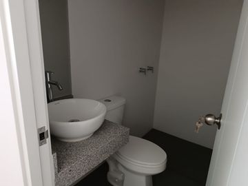 VENDO LINDO DUPLEX ESTRENO SURCO!