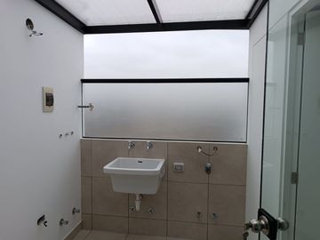 VENDO LINDO DUPLEX ESTRENO SURCO!