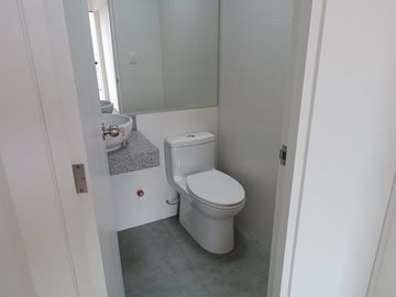 VENDO LINDO DUPLEX ESTRENO SURCO!