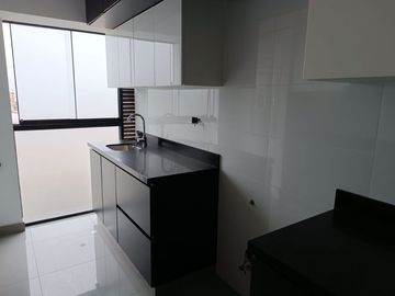 VENDO LINDO DUPLEX ESTRENO SURCO!