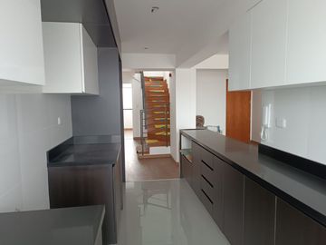VENDO LINDO DUPLEX ESTRENO SURCO!