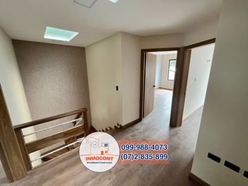 MODERNA VIVIENDA DE VENTA, Sector Molinopamba C1292