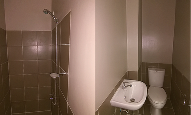 Condo in Taft Manila For Sale