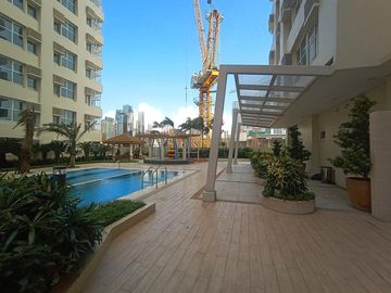 marvin pb com tower Rent to own condominium makati