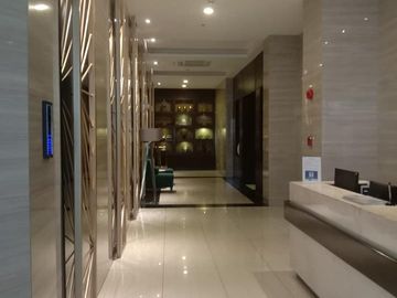 marvin pb com tower Rent to own condominium makati